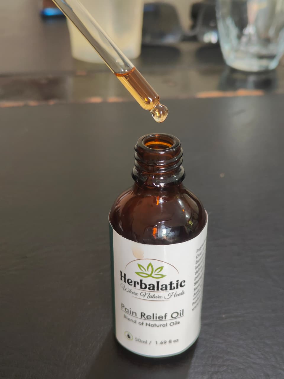 Herbalatic Pain Relief Oil – Natural Herbal Blend for Joint & Muscle Relief (50ml)