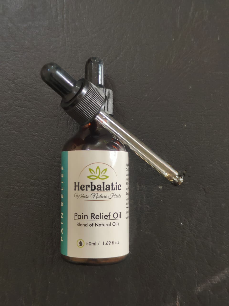 Herbalatic Pain Relief Oil – Natural Herbal Blend for Joint & Muscle Relief (50ml)
